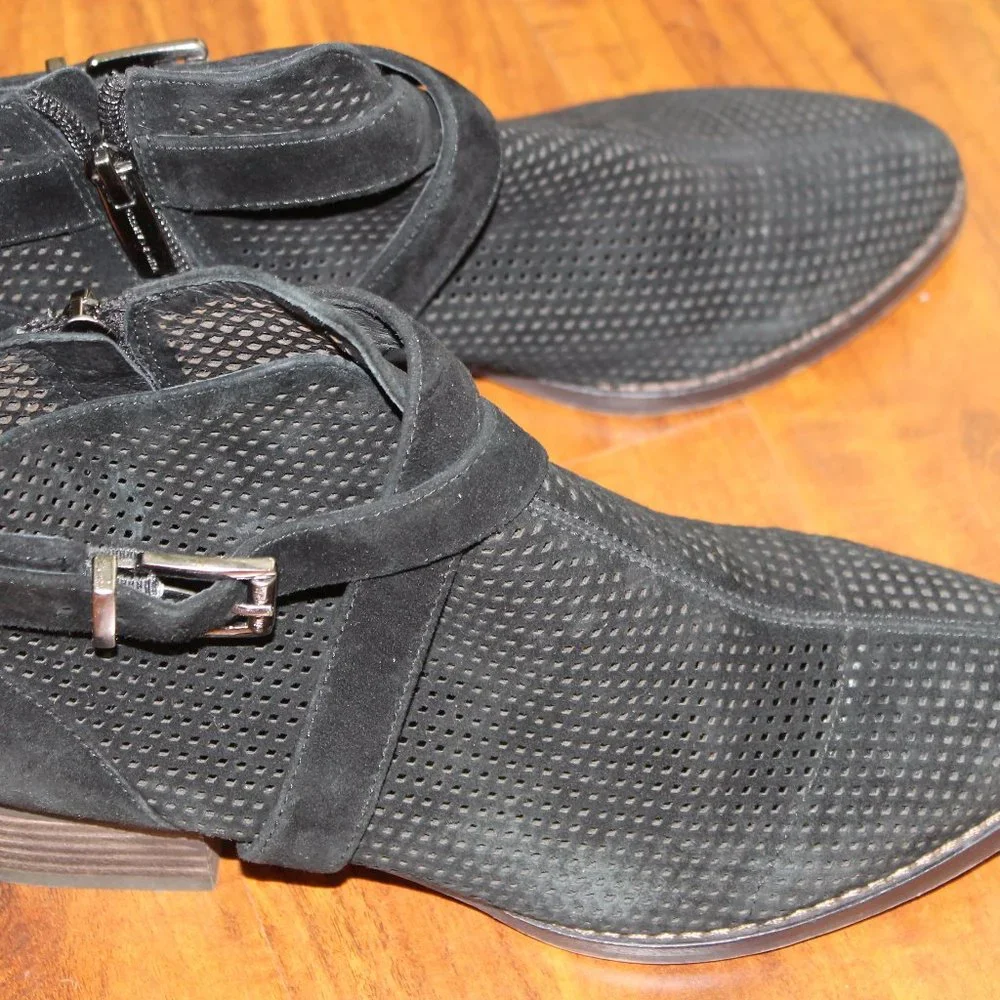 Vince Camuto Black Perforated Suede Ankle boots 36 6